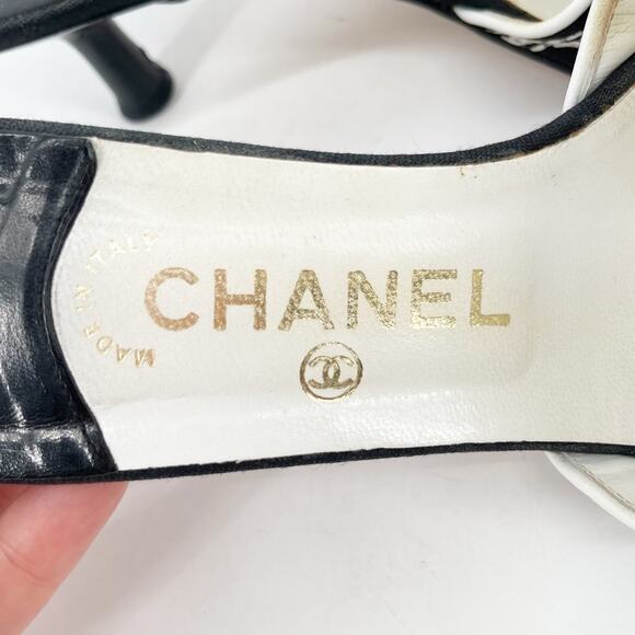 Chanel Vintage Black Canvas Embroidered Kitten Heel Mule Slide Sandal EU 39 - Picture 8 of 14